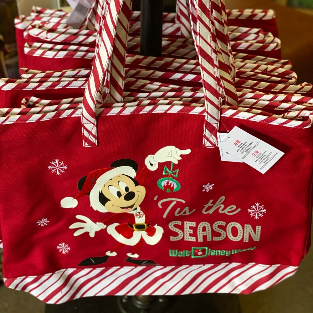 COPY - COPY - COPY - Disney Christmas tote  ❤️